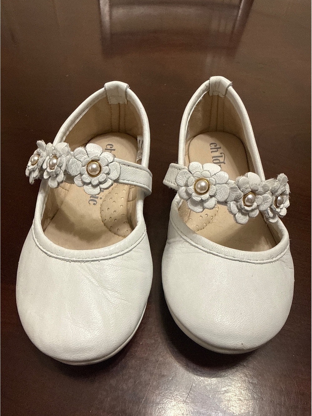 Childrenchic Betty White Leather Flower Mary Jane Flats Shoes Toddler US 8.5
